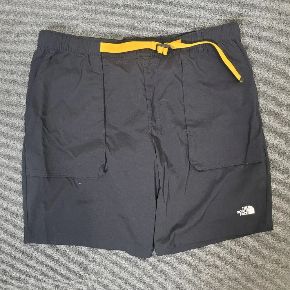 The North Face Size XL Cargo Shorts Mens Black Built-in Belt Hiking Ripstop
